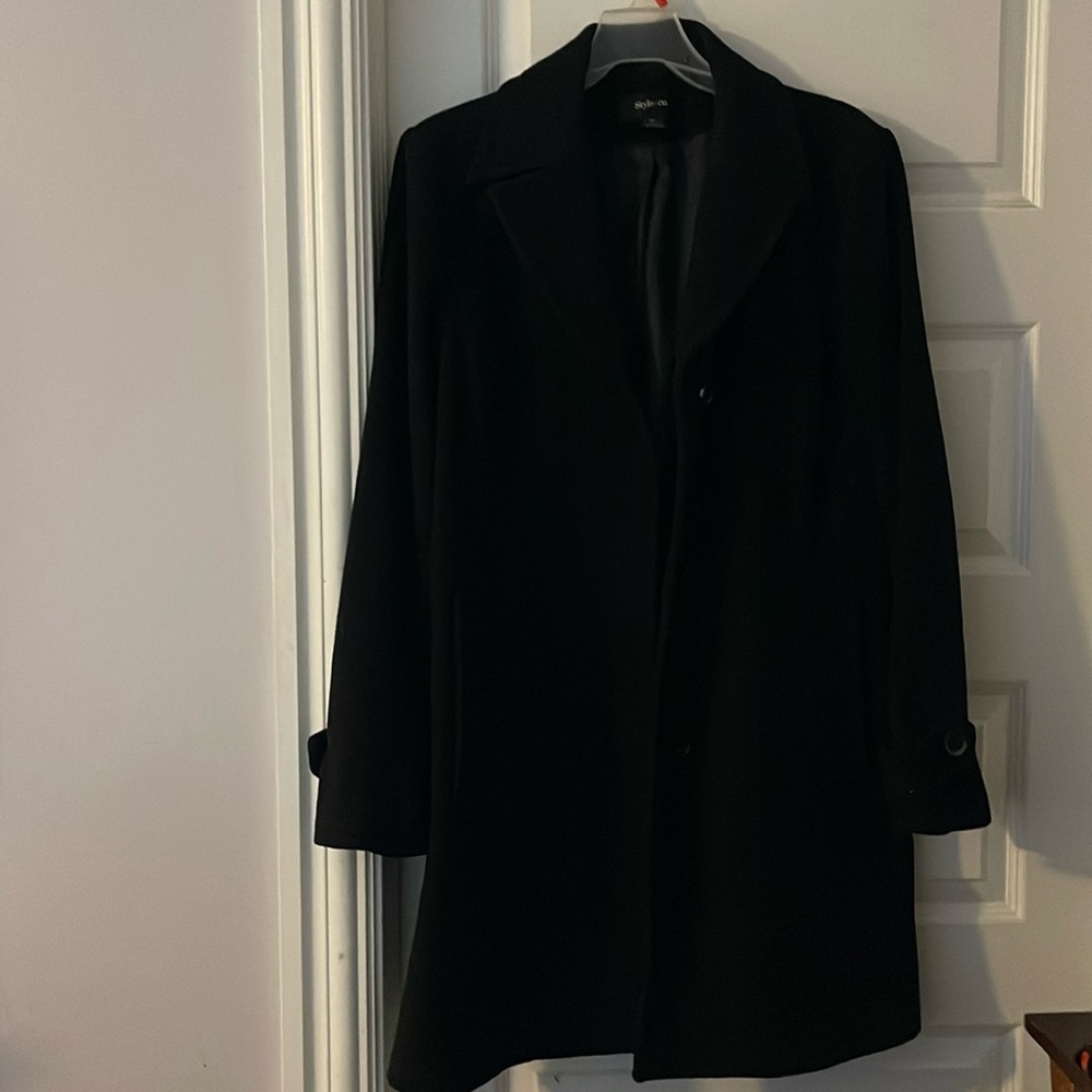 Winter coat buttons up/ 60% wool